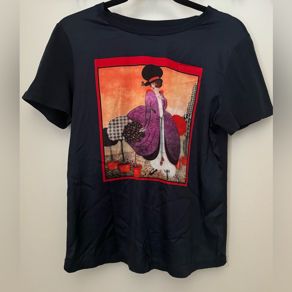 T-shirt top